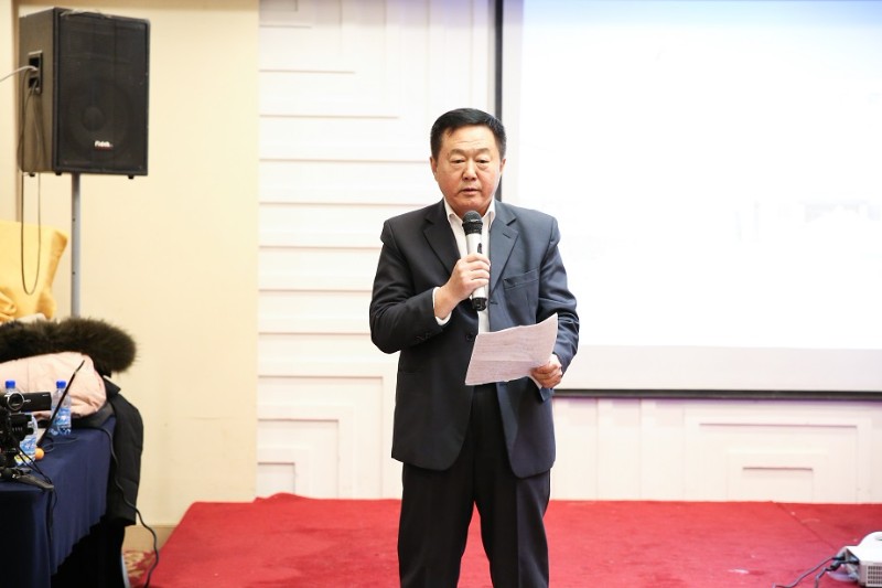 運輸部經(jīng)理在十年司慶會上代表發(fā)言